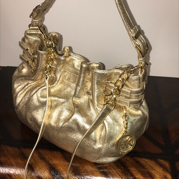 Michael Kors metallic gold large shoulder bag. NWT - Picture 6 of 7